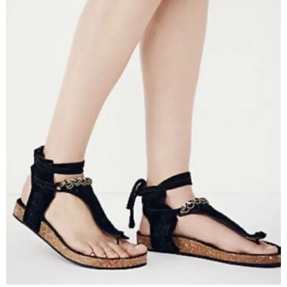 Free people Collins wrap suede sandals Size 39